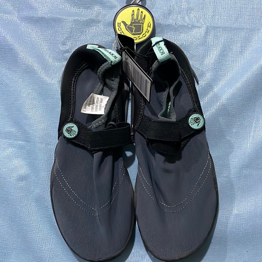 Kids water shoes